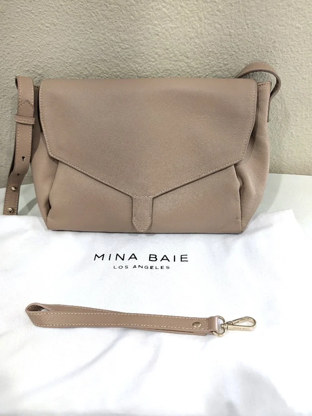Mina Baie Audrey Leather Shoulder/ Crossbody Diaper bag + Dust Bag